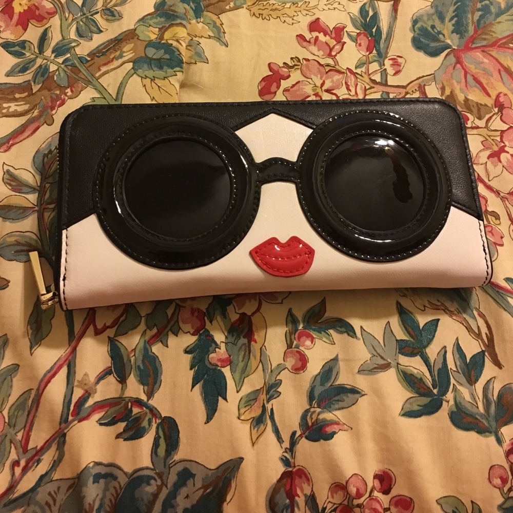 New Alice and Olivia wallet