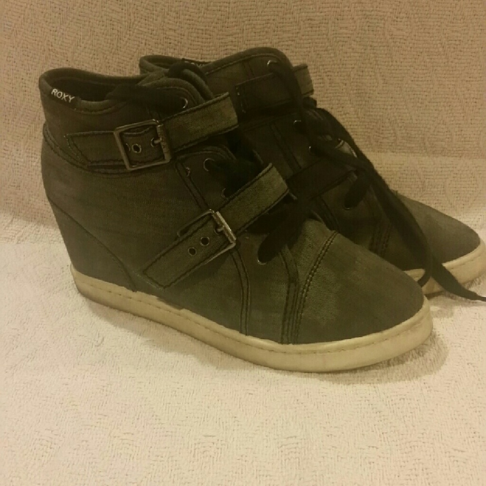 Roxy wedge 2 buckle lace up