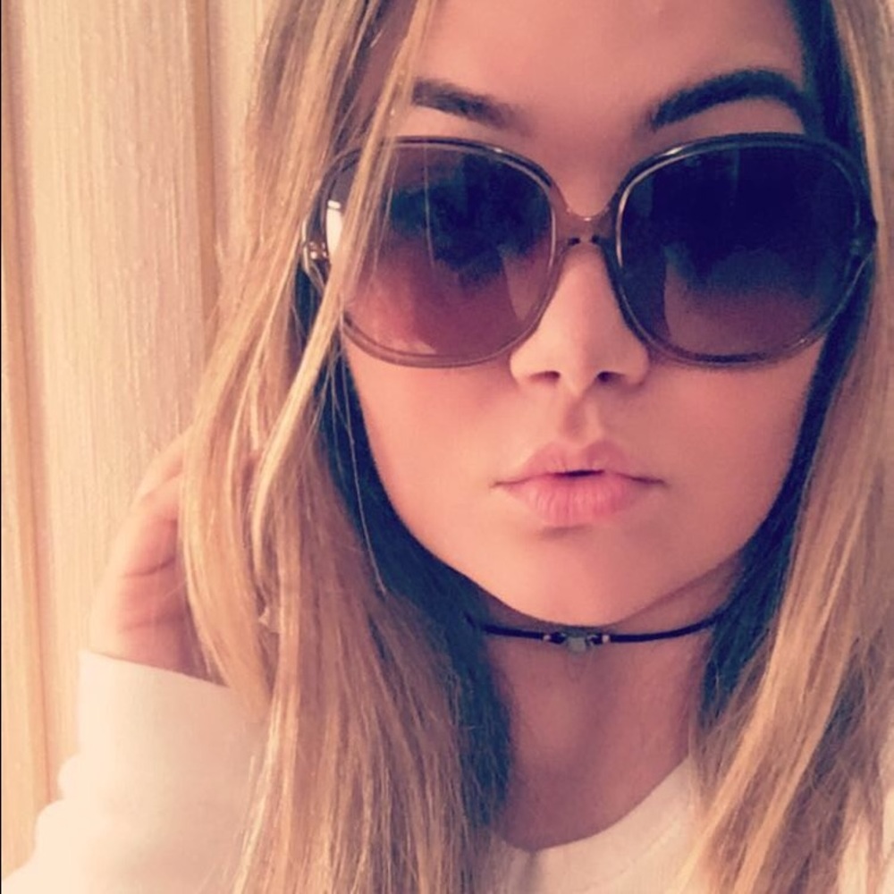 Kate Spade Oversized Glasses - Picture 4 of 4