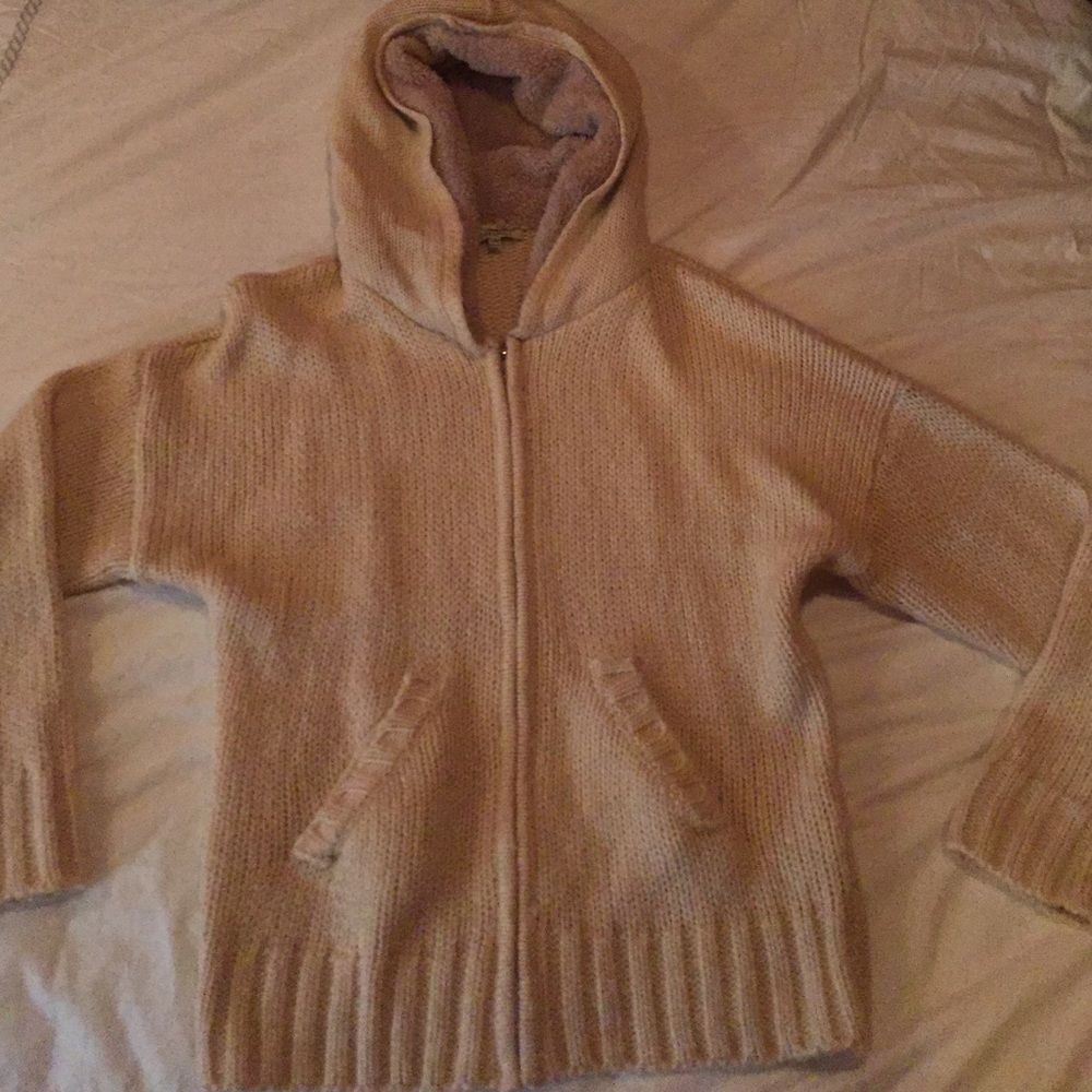 Cream colored sweater size S/M