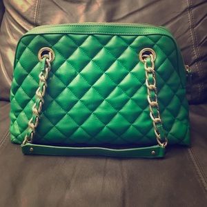 *EXCELLENT* Banana Republic Green Quilted Bag