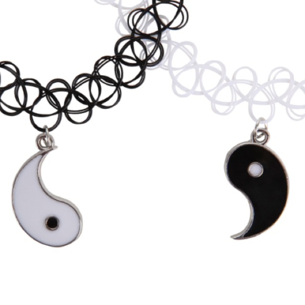 ⭐️Yin and Yang Chokers⭐️