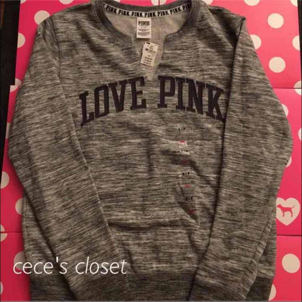 VS Pink *S* split neck logo crew