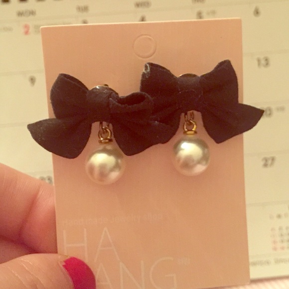 good - Picture 1 of 2