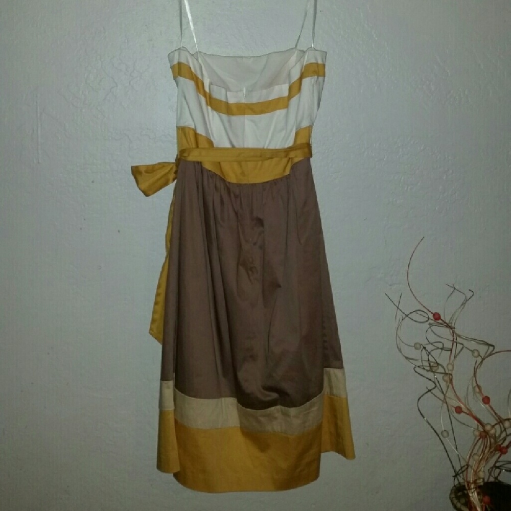 Max and cleo dress - Picture 3 of 3