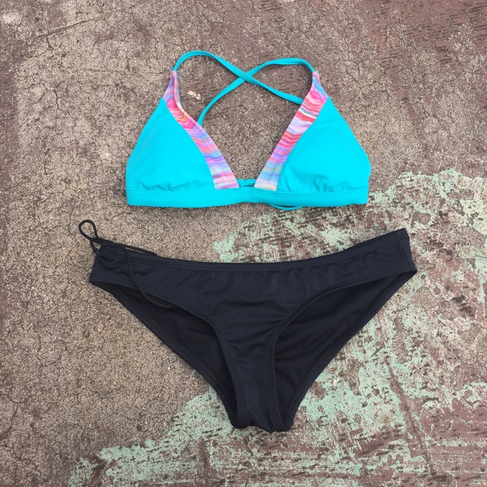 HOLD Athletic bikini