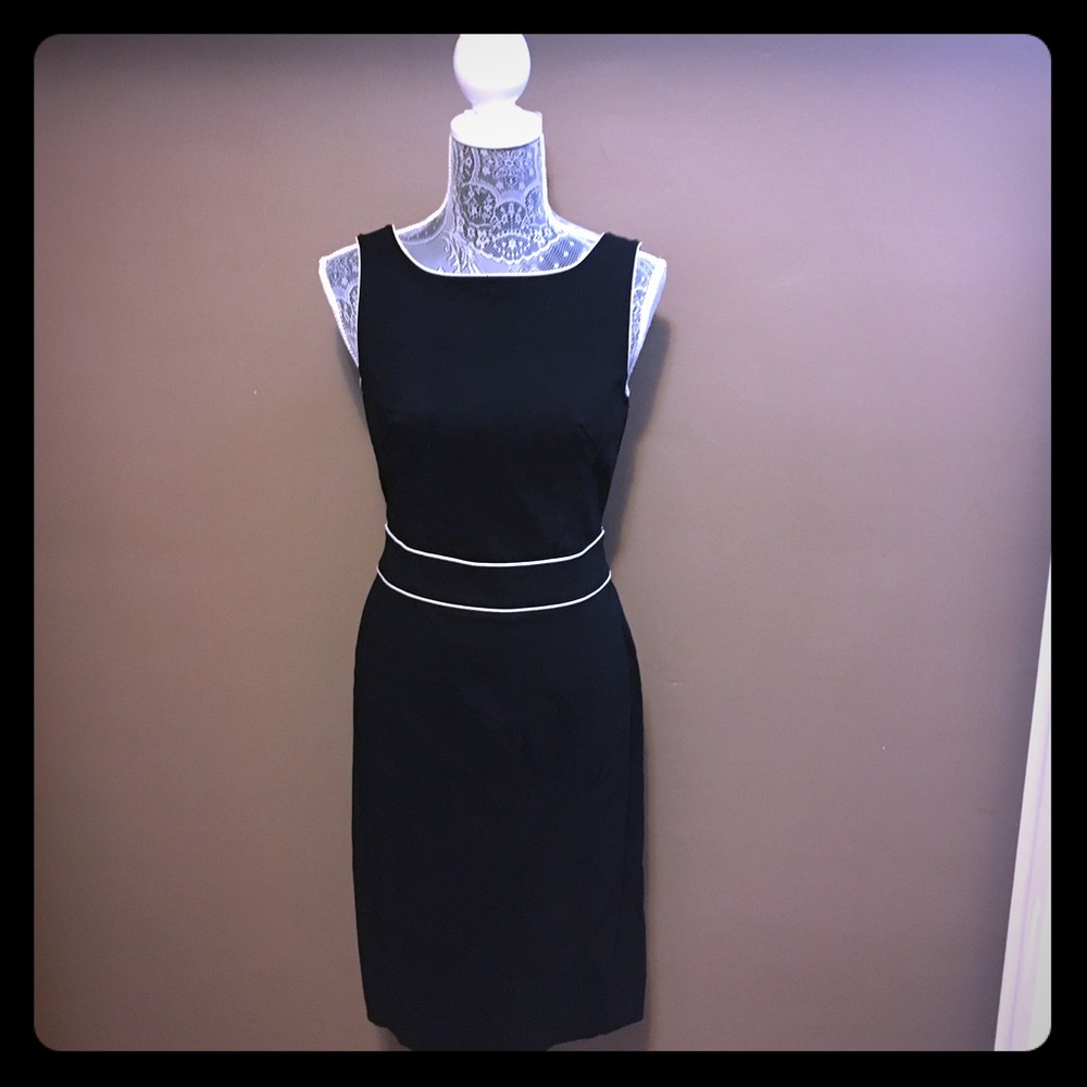 Express Stretch Classic Little Black Dress 5/6