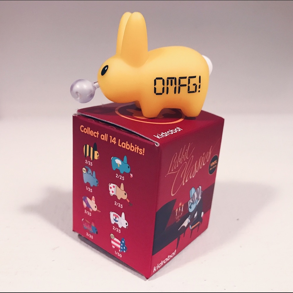 Lol/Omfg Labbit KIDROBOT 1.5" Vinyl Figure