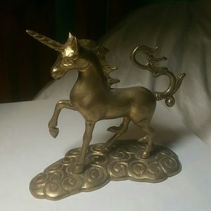 Gold unicorn