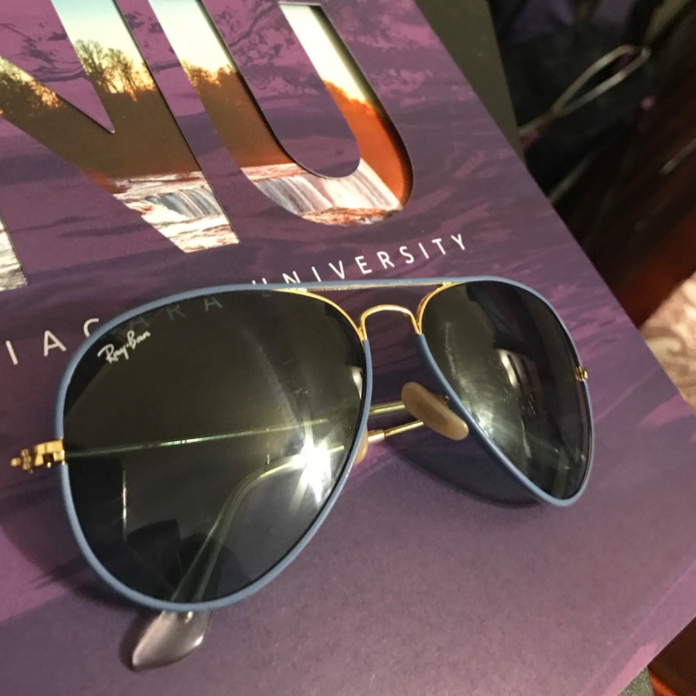 AUTHENTIC RAY BAN BLUE AND GOLD GRADIENT AVIATORS.