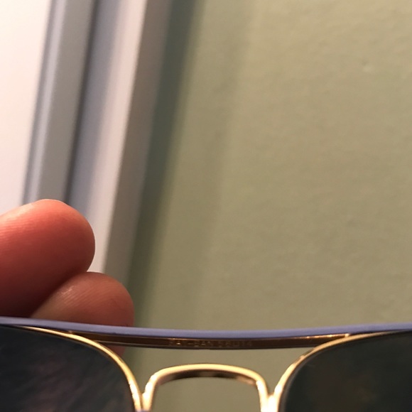 AUTHENTIC RAY BAN BLUE AND GOLD GRADIENT AVIATORS. - Picture 4 of 4
