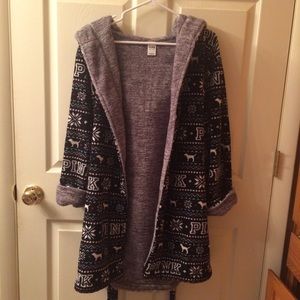 Holiday Edition Reversible VS PINK Robe