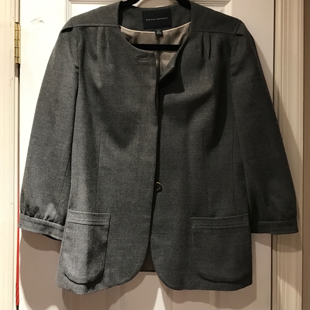 Banana Republic gray blazer size 14