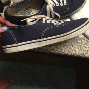 Navy vans