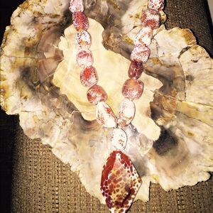 NEW! Semi Precious AGATE Pendant Necklace 16"