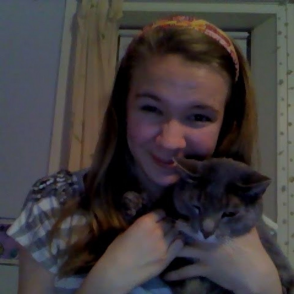 Meet your Posher, Nina