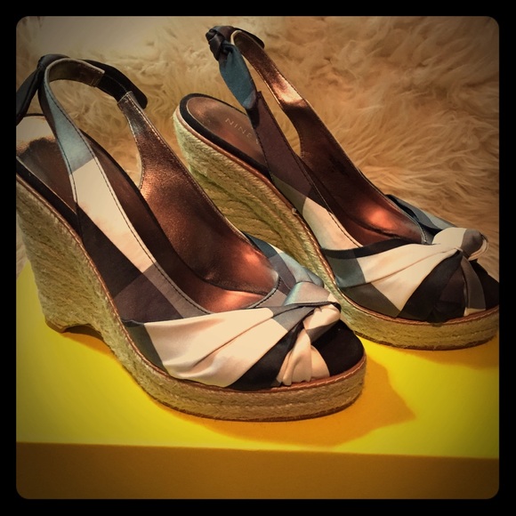 NWOT- Nine west black/ white satin - Picture 1 of 4
