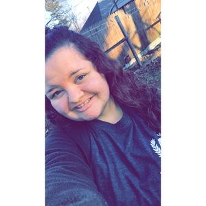 Meet your Posher, Mikayla