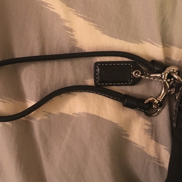 Wristlet - Picture 2 of 4