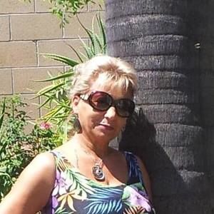 Meet your Posher, Olivia silva