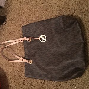 Michael Kors Tote