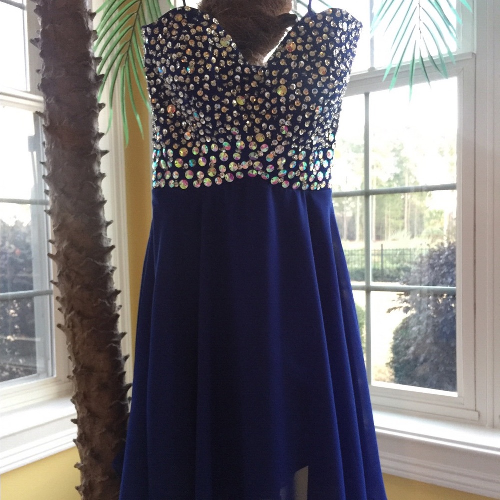 PROM DRESS