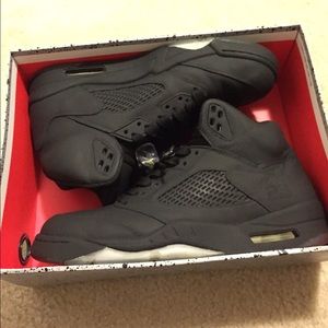 Custom Matte Black Retro 5's (Read Description)