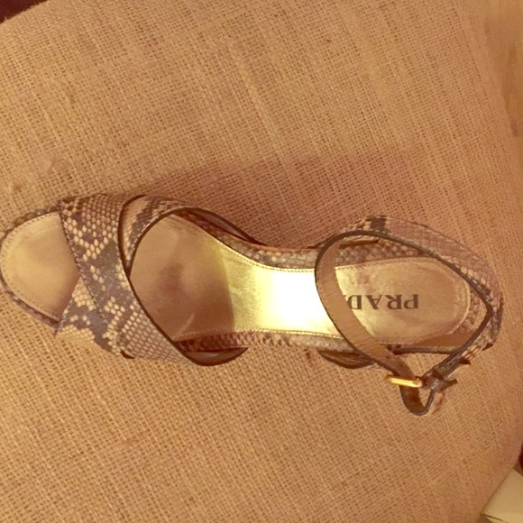Prada snakeskin strappy high sandals! Hot hot hot! - Picture 2 of 4