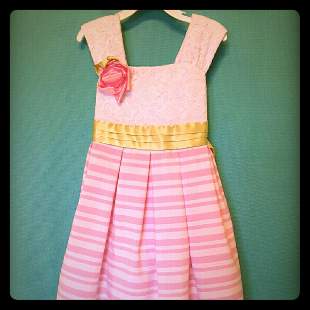 Bonnie Jean Lovely Linen Dress