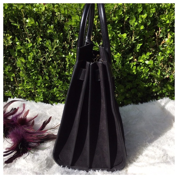 SAINT LAURENT BLACK SUEDE SAC DE JOUR - Picture 3 of 5