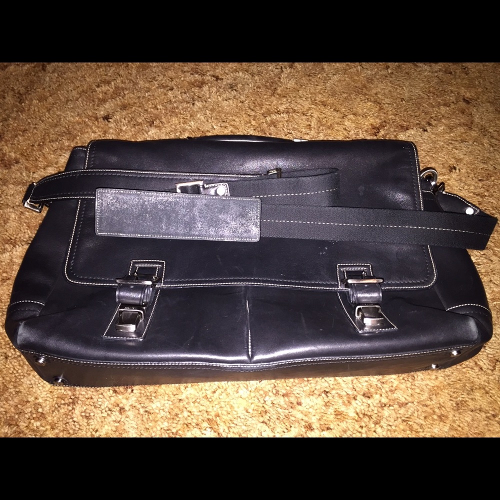 Coach authentic laptop messenger bag