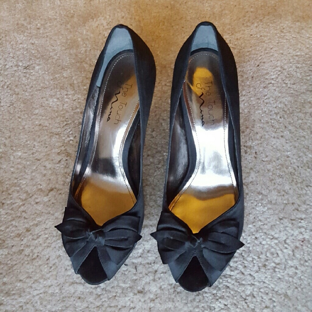Touch of Nina Black Bow Heels
