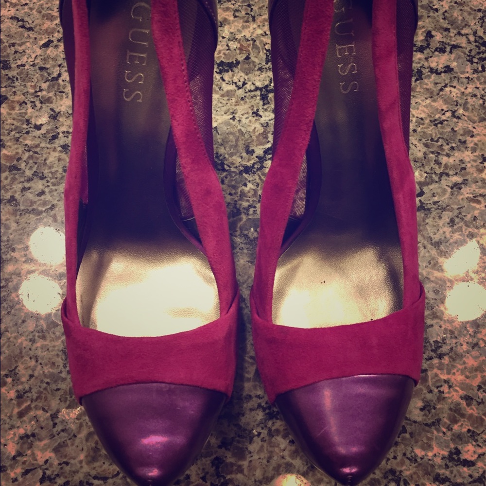 Guess purple patent leather and suede pumps
