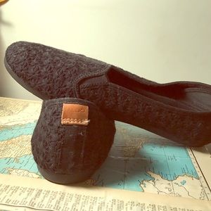 Aldo slip on shoes