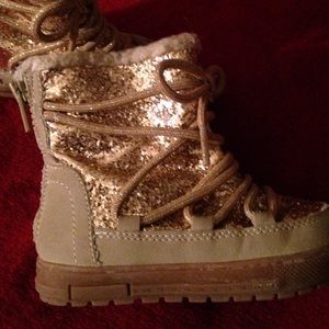 Little girls glitter boots worn but nice