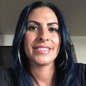 Meet your Posher, Stephani