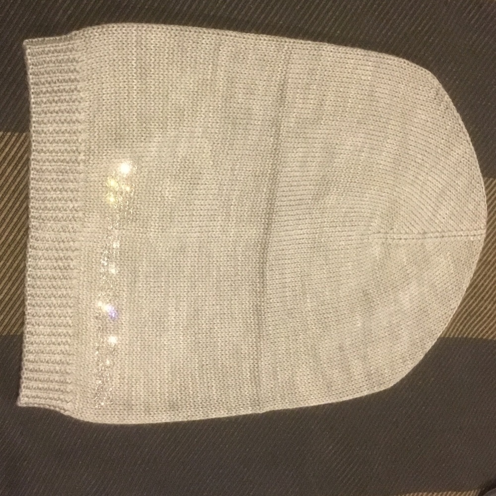 🎉 Host Pick!  - Armani Beanie