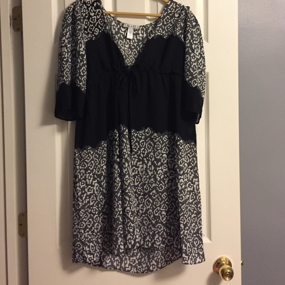 Oscar de la Renta Georgette Robe - Picture 2 of 4