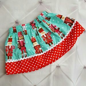 Boutique Nutcracker & Polka Dots Print Skirt 3t