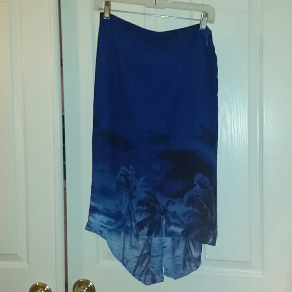 Express high low tropical palm tree skirt