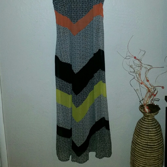 Maxi dress - Picture 2 of 3