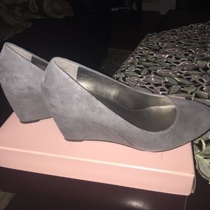 Suede Bandolino wedges