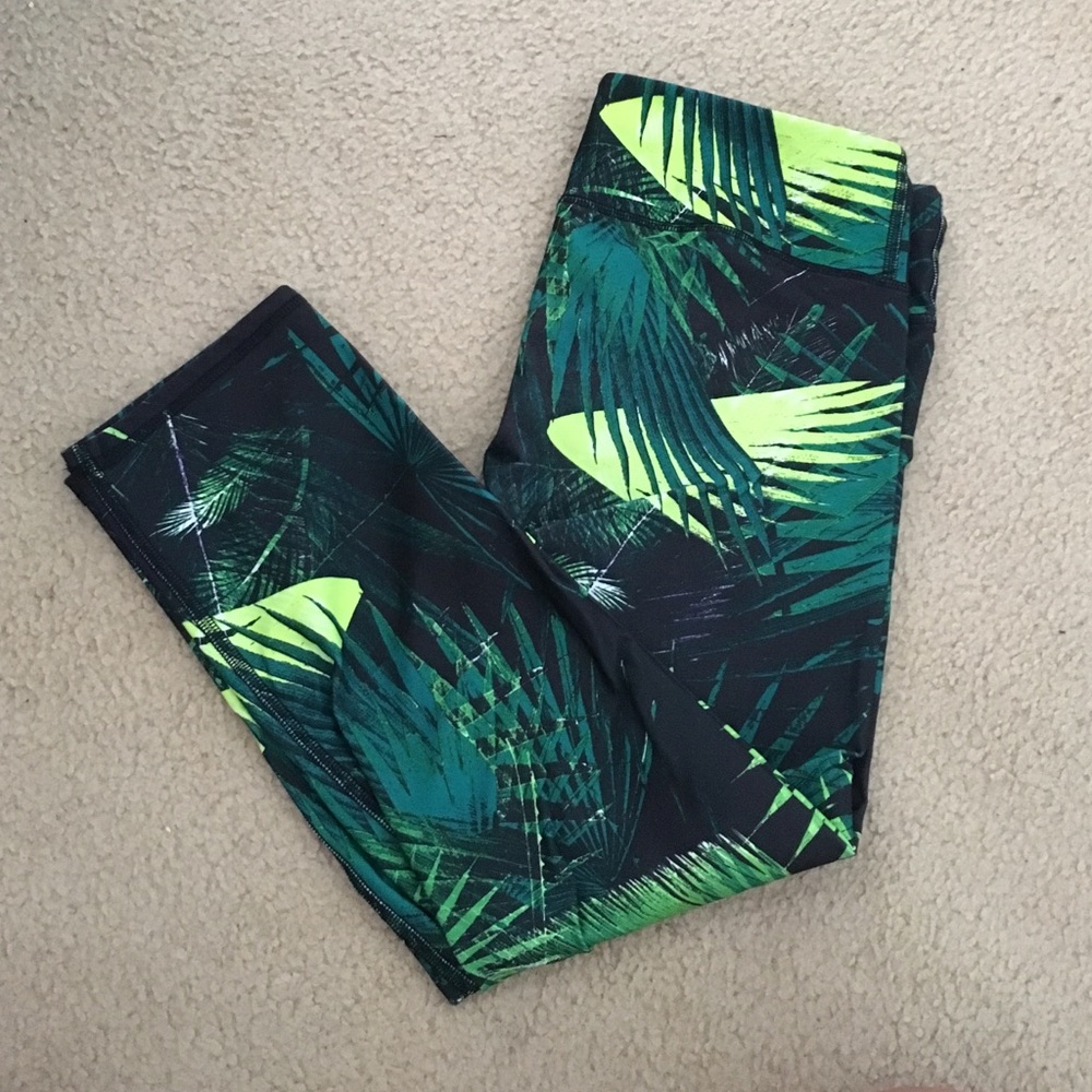 Fabletics leggings - cropped