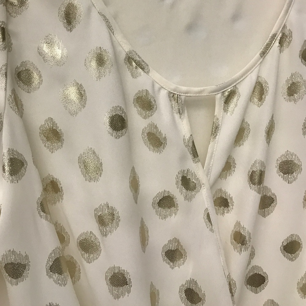 Gold design top