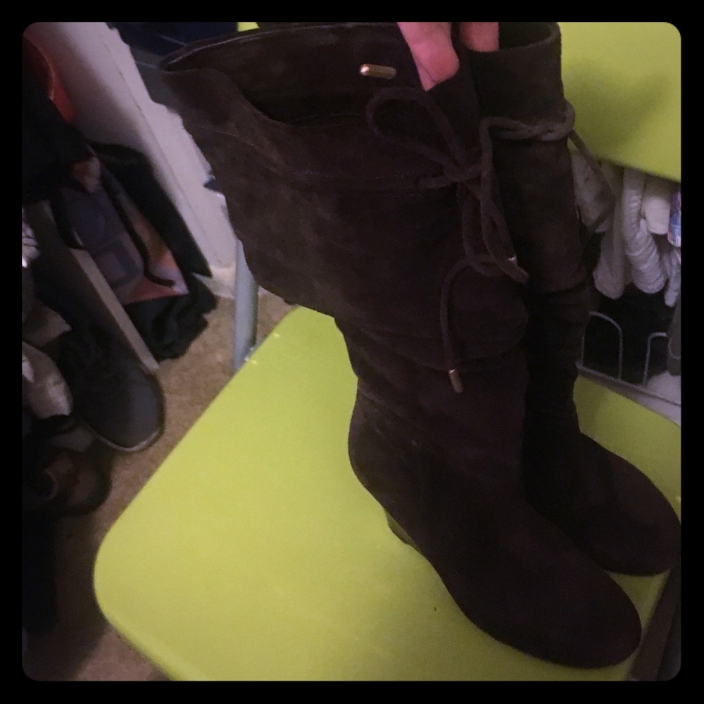 Brown boots