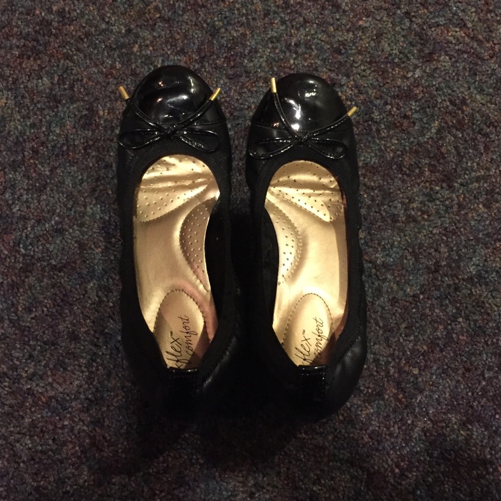 Black ballet wedge flats