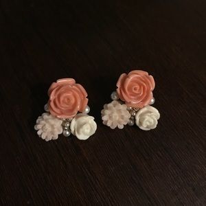 Flower cluster earrings
