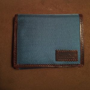 Eddie Bauer never worn knit wallet