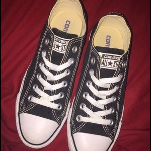 Black converse
