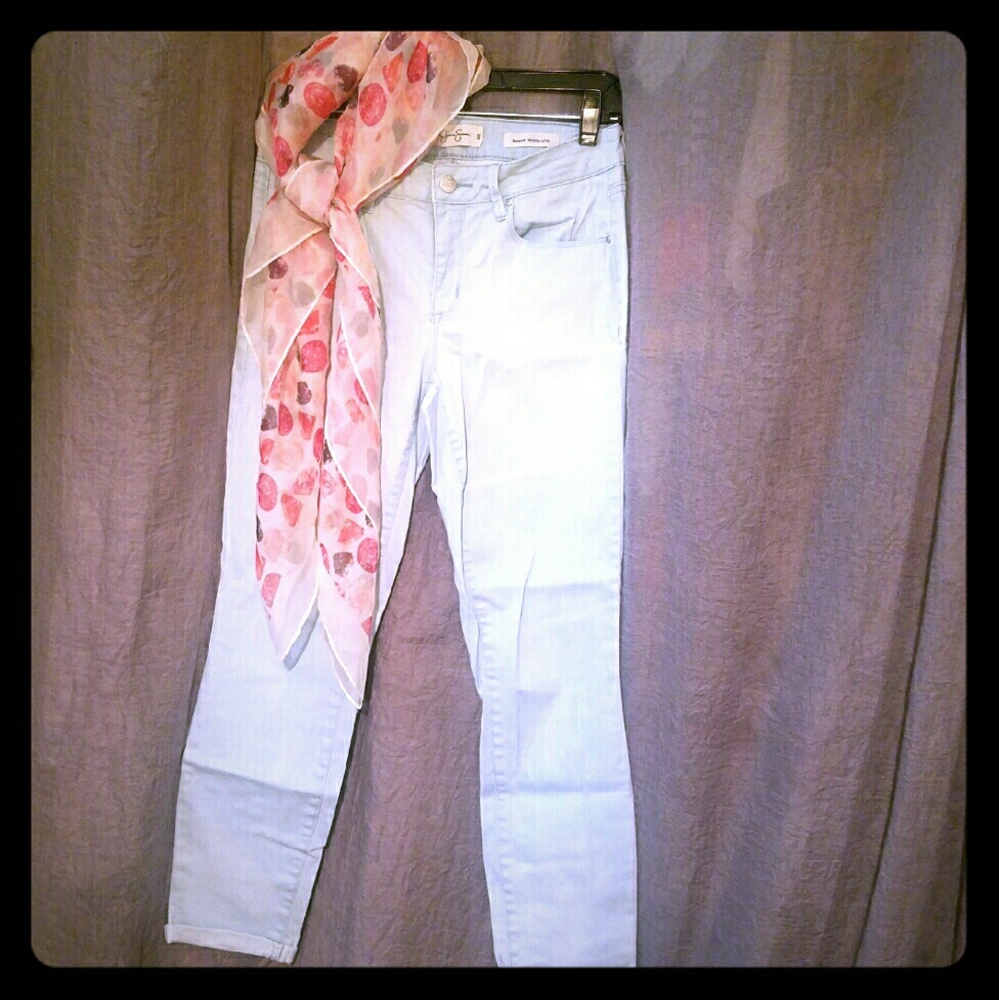 Jessica Simpson crop jeans